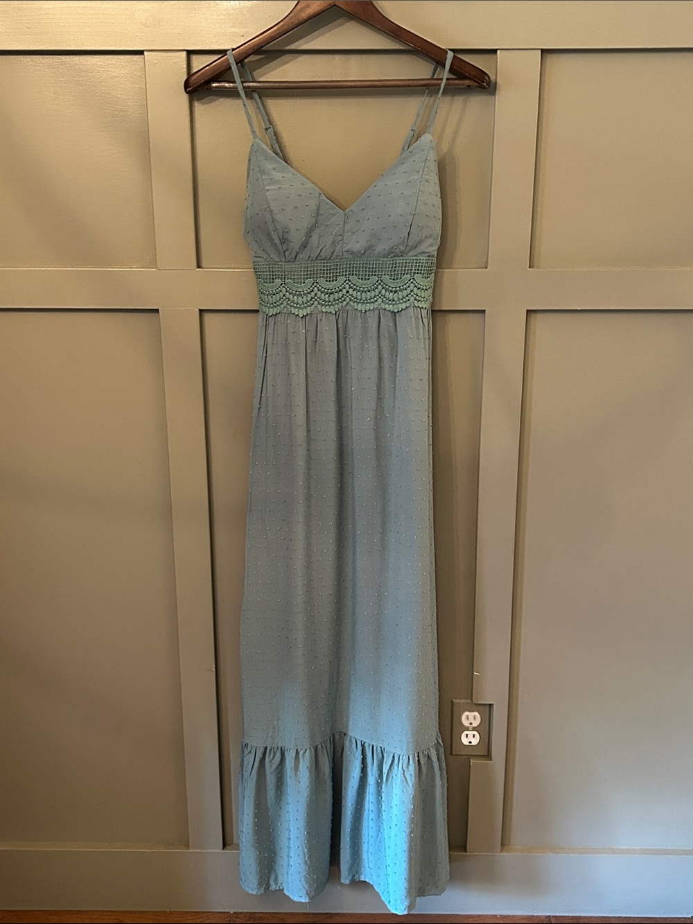 Lily Rose Swiss Dot Maxi Dress Crochet Detail Smocked Dusty Jade Size XS New NWT